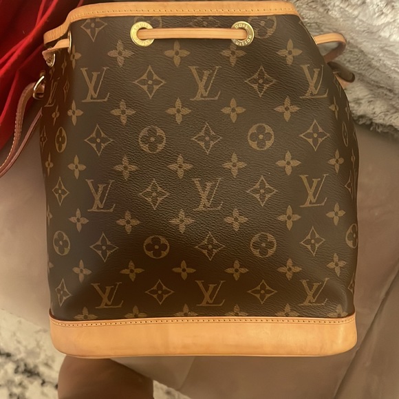 Petite Noe Louis Vuitton - Picture 8 of 12